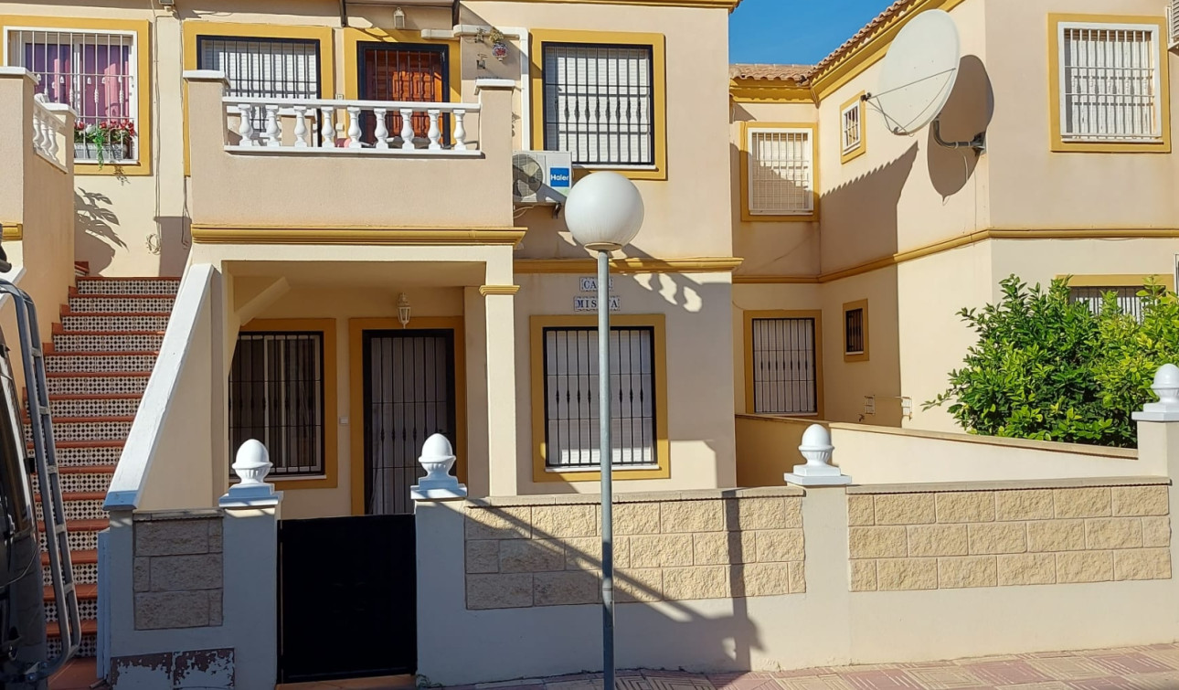 Resale - Apartment / Flat - Playa Flamenca