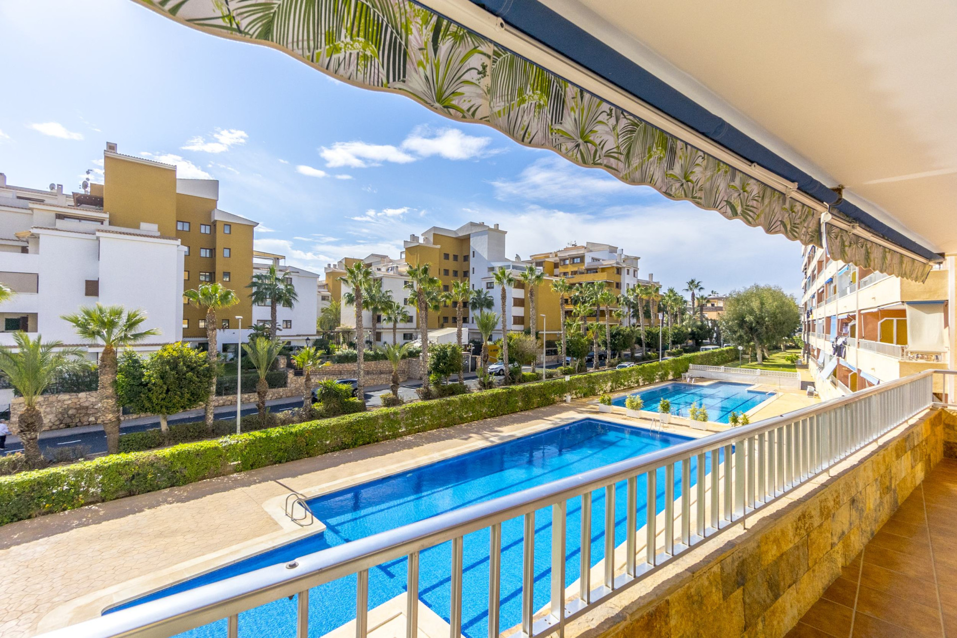 Resale - Apartment / Flat - Punta Prima - El Acequión