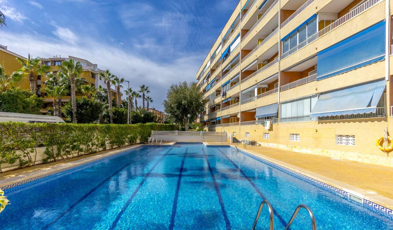 Resale - Apartment / Flat - Punta Prima - El Acequión