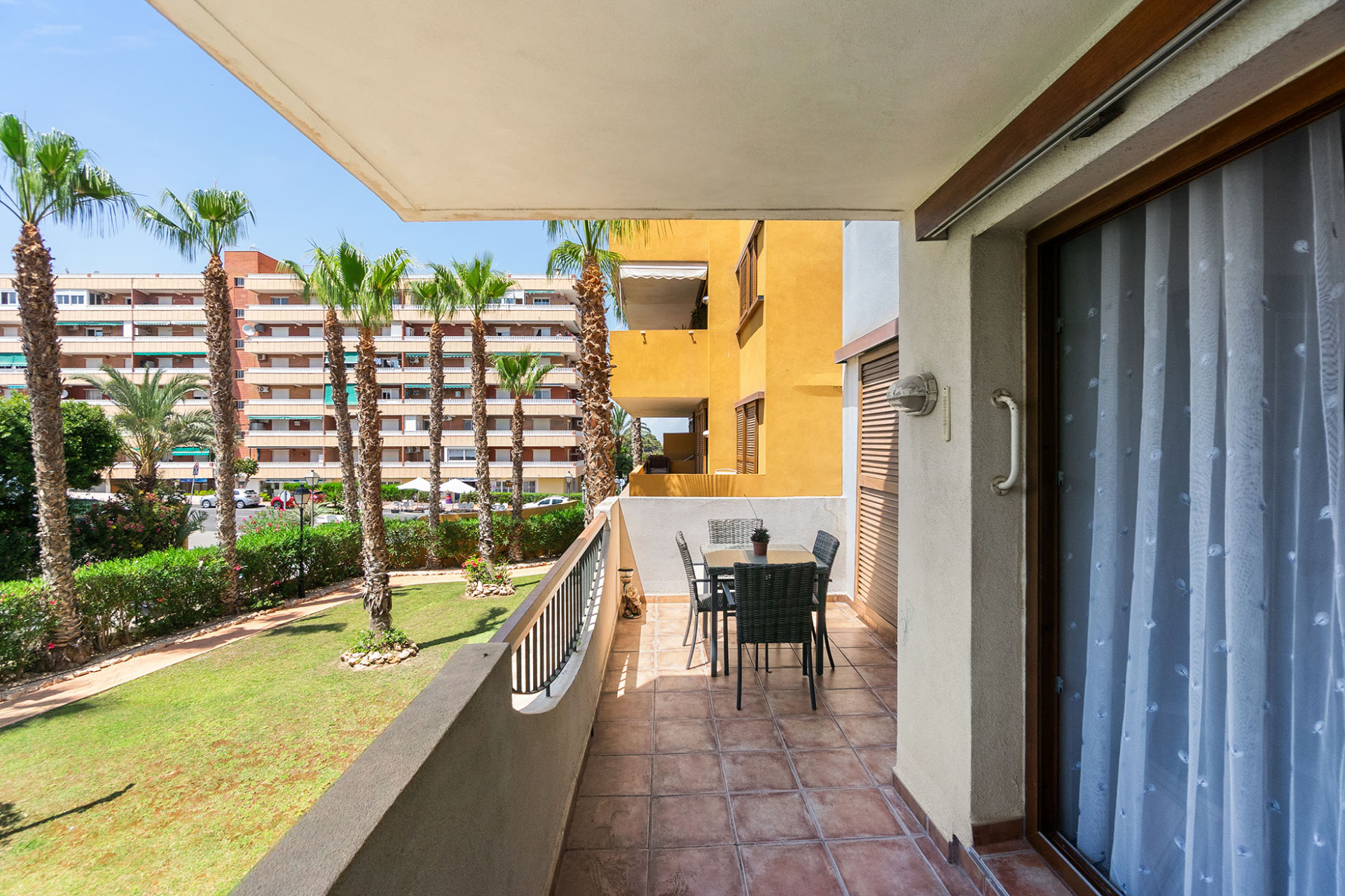 Resale - Apartment / Flat - Punta Prima - La Entrada