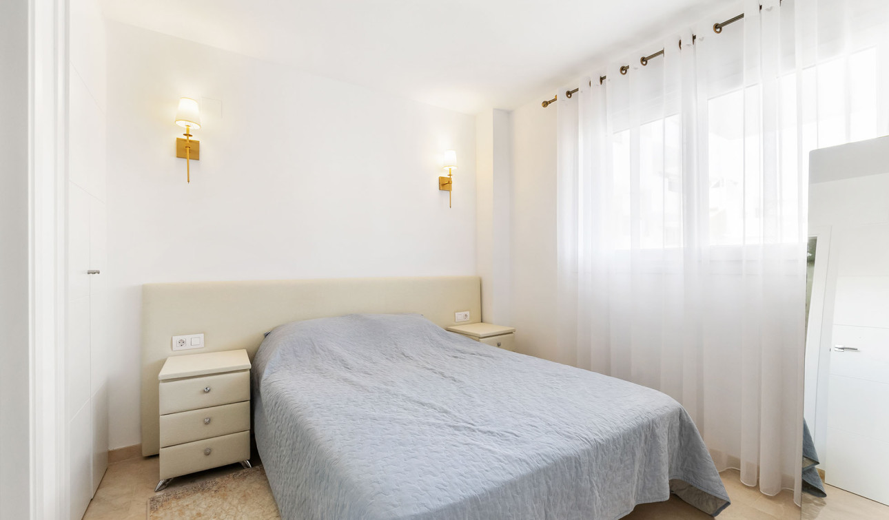 Resale - Apartment / Flat - Punta Prima - La Recoleta