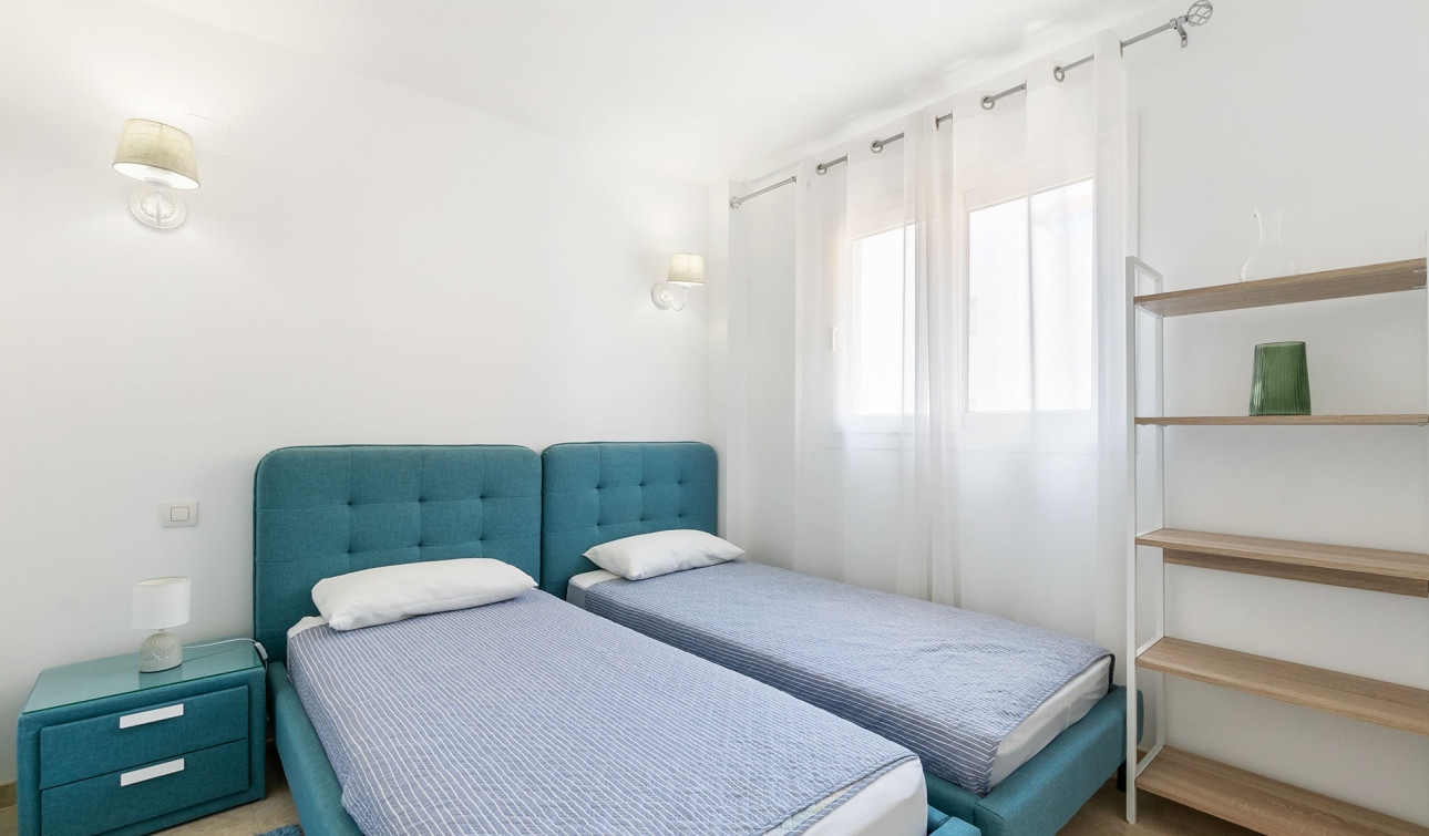 Resale - Apartment / Flat - Punta Prima - La Recoleta