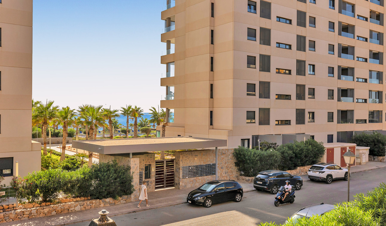 Resale - Apartment / Flat - Punta Prima - La Recoleta