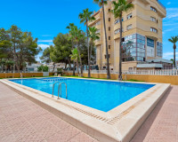 Resale - Apartment / Flat - Punta Prima
