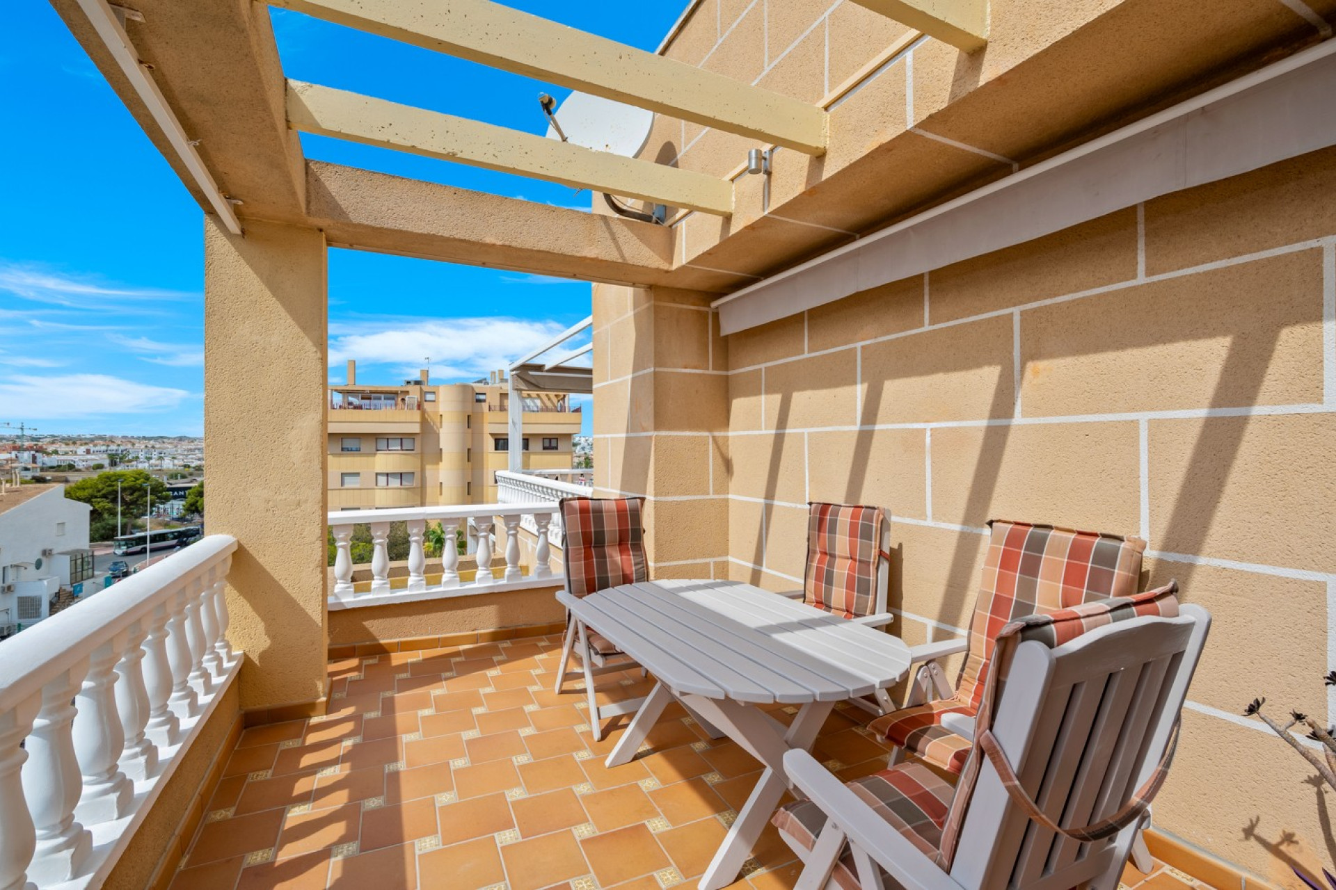 Resale - Apartment / Flat - Punta Prima