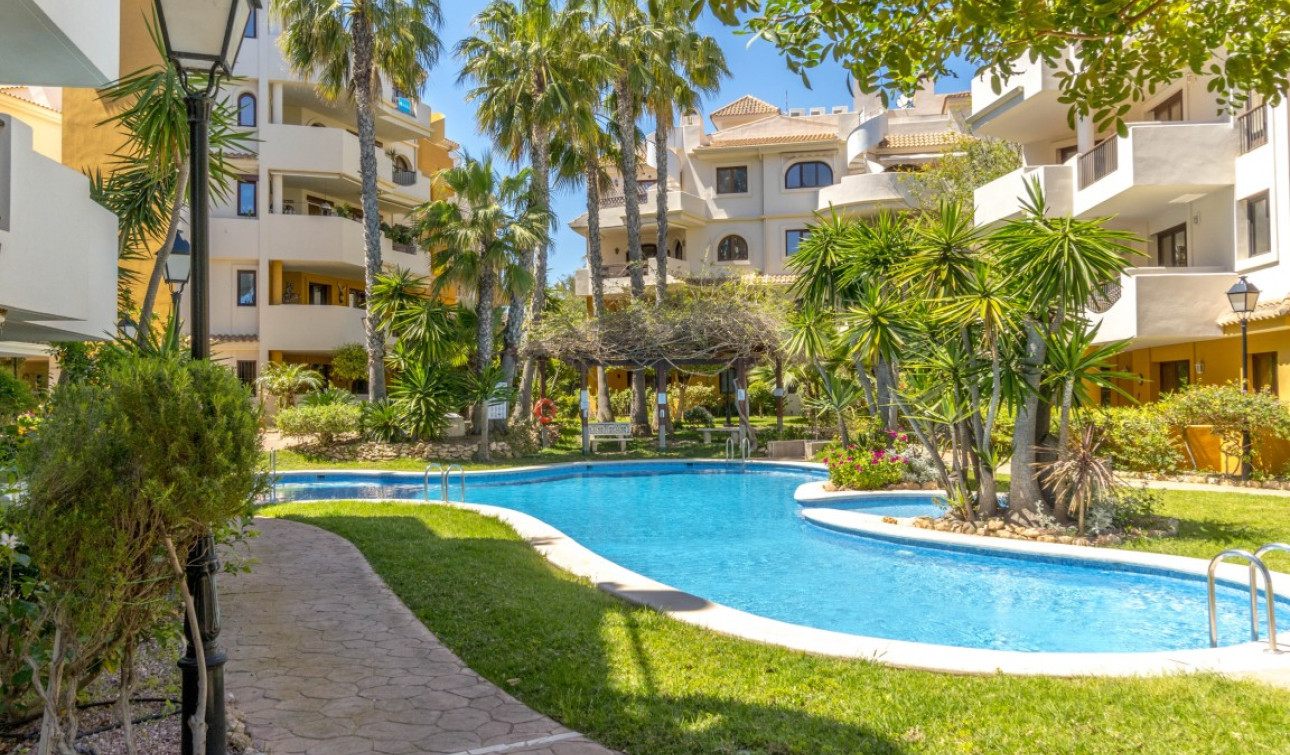 Resale - Apartment / Flat - Punta Prima