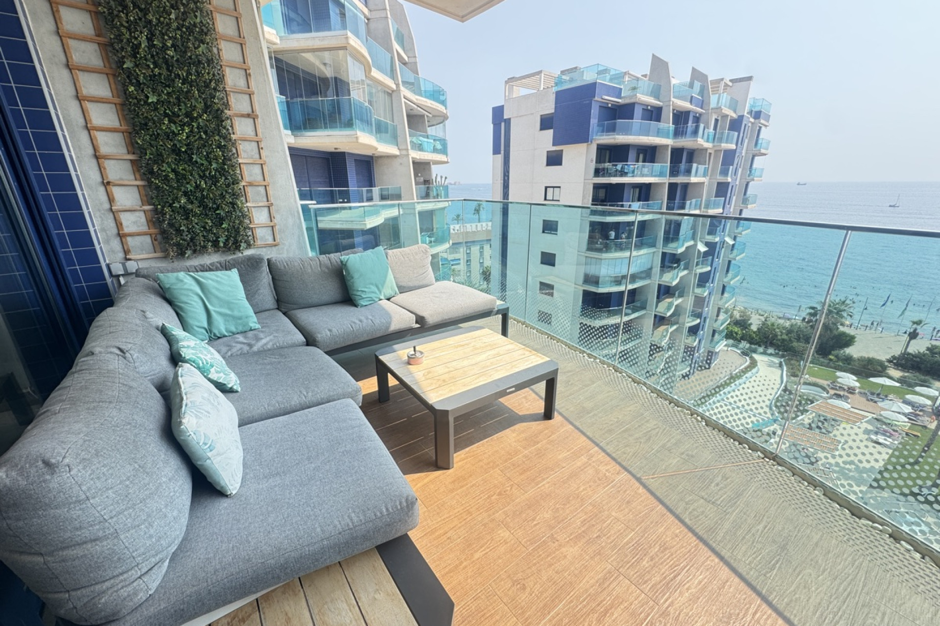 Resale - Apartment / Flat - Punta Prima