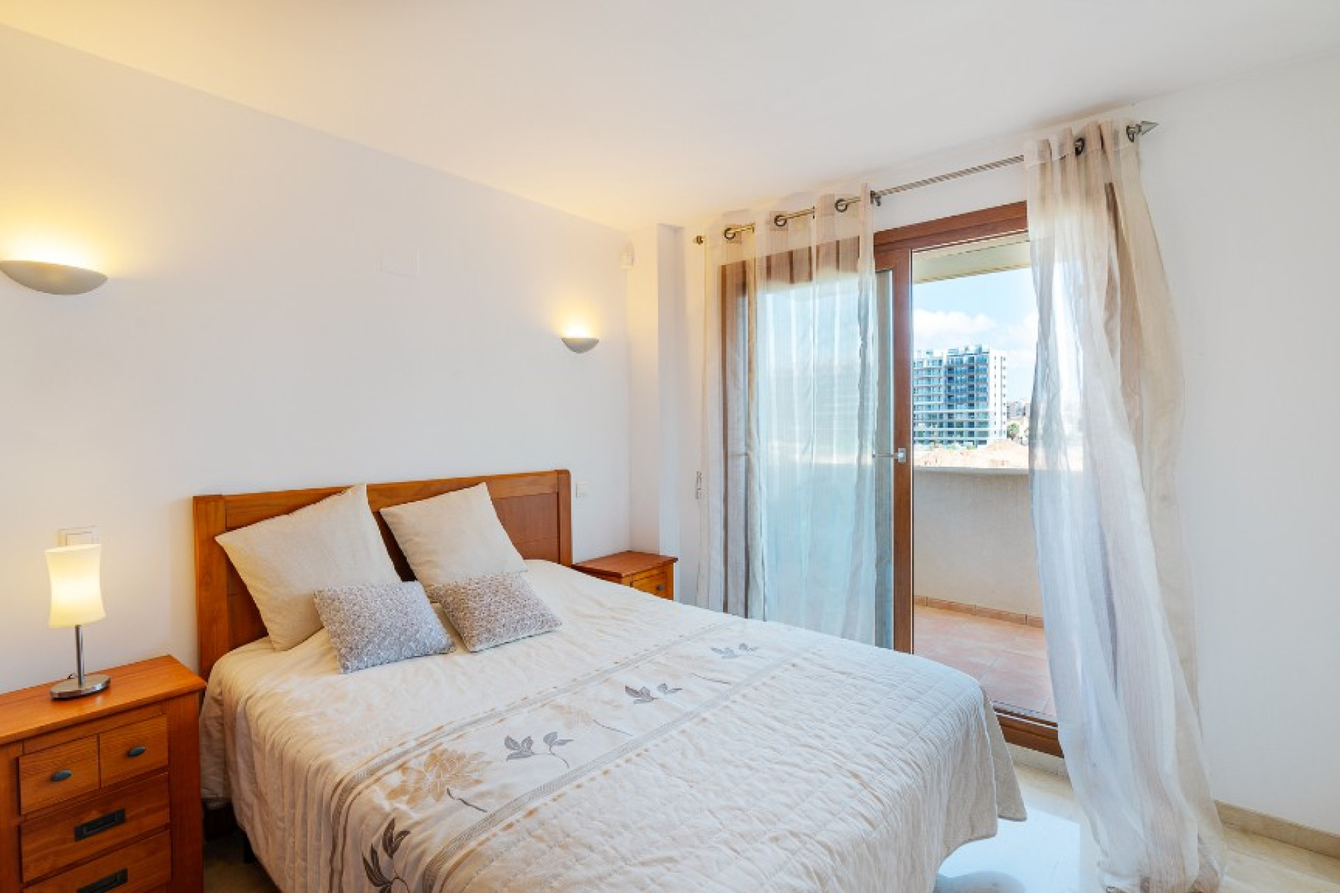 Resale - Apartment / Flat - Punta Prima