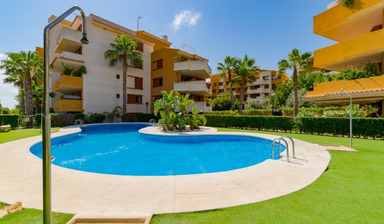 Resale - Apartment / Flat - Punta Prima