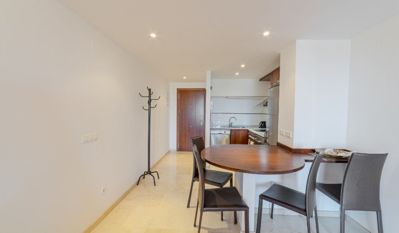 Resale - Apartment / Flat - Punta Prima