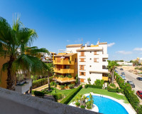 Resale - Apartment / Flat - Punta Prima