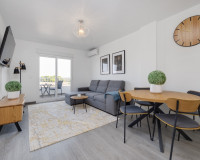 Resale - Apartment / Flat - Punta Prima