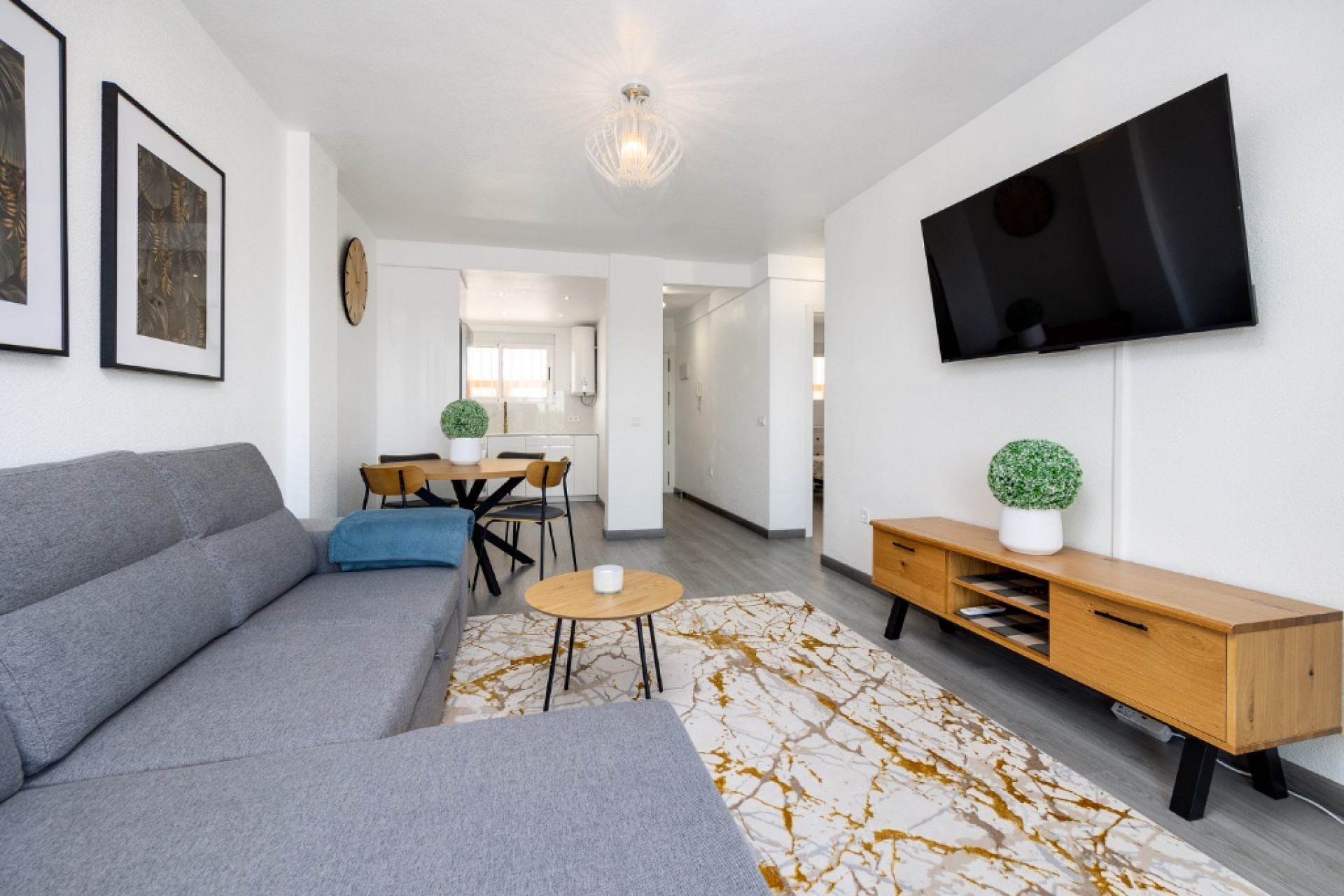 Resale - Apartment / Flat - Punta Prima