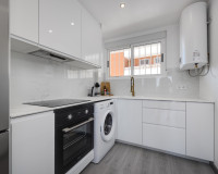 Resale - Apartment / Flat - Punta Prima