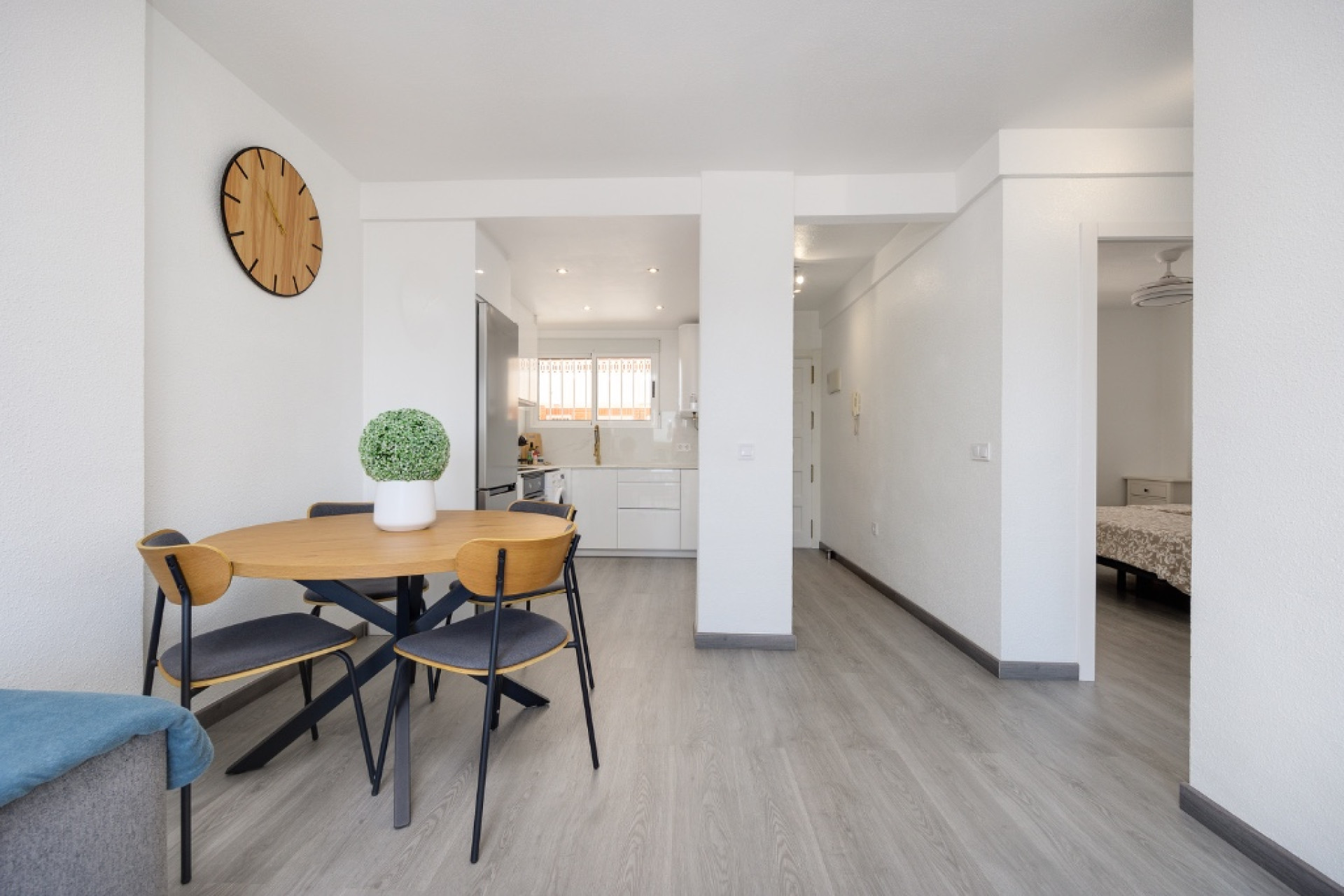 Resale - Apartment / Flat - Punta Prima