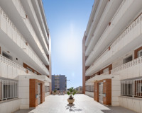 Resale - Apartment / Flat - Punta Prima