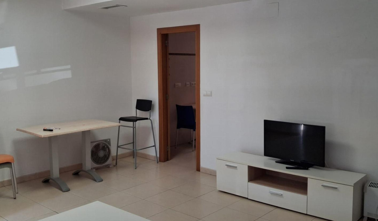 Resale - Apartment / Flat - Redován - PUEBLO