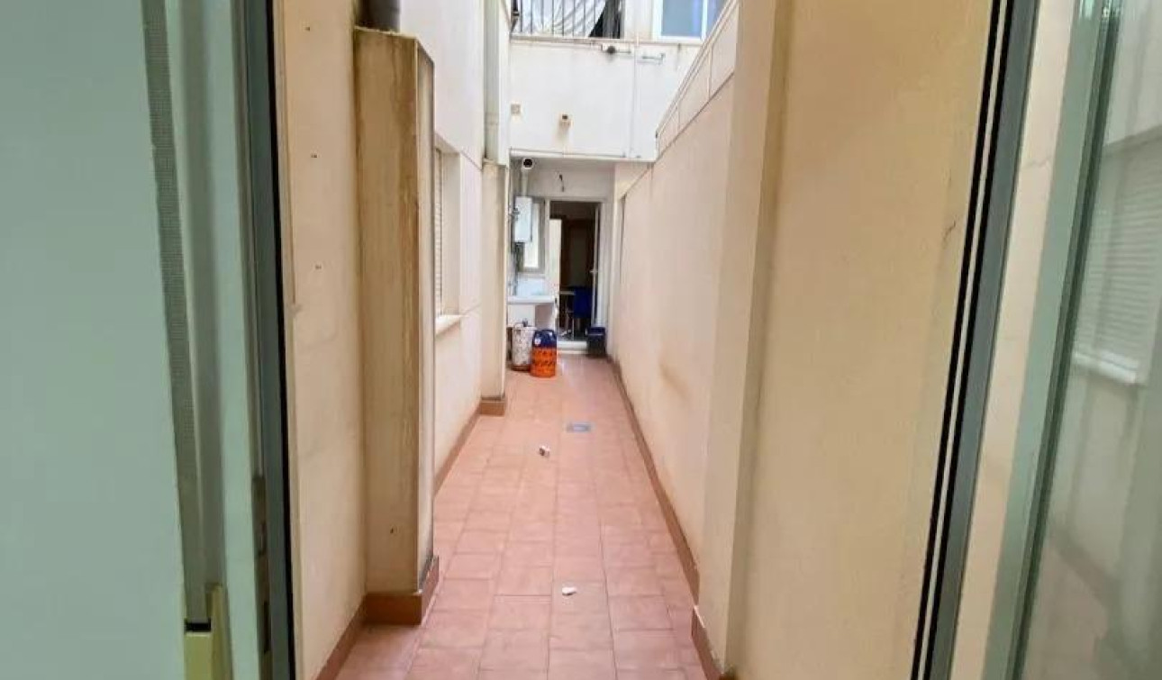 Resale - Apartment / Flat - Redován - PUEBLO