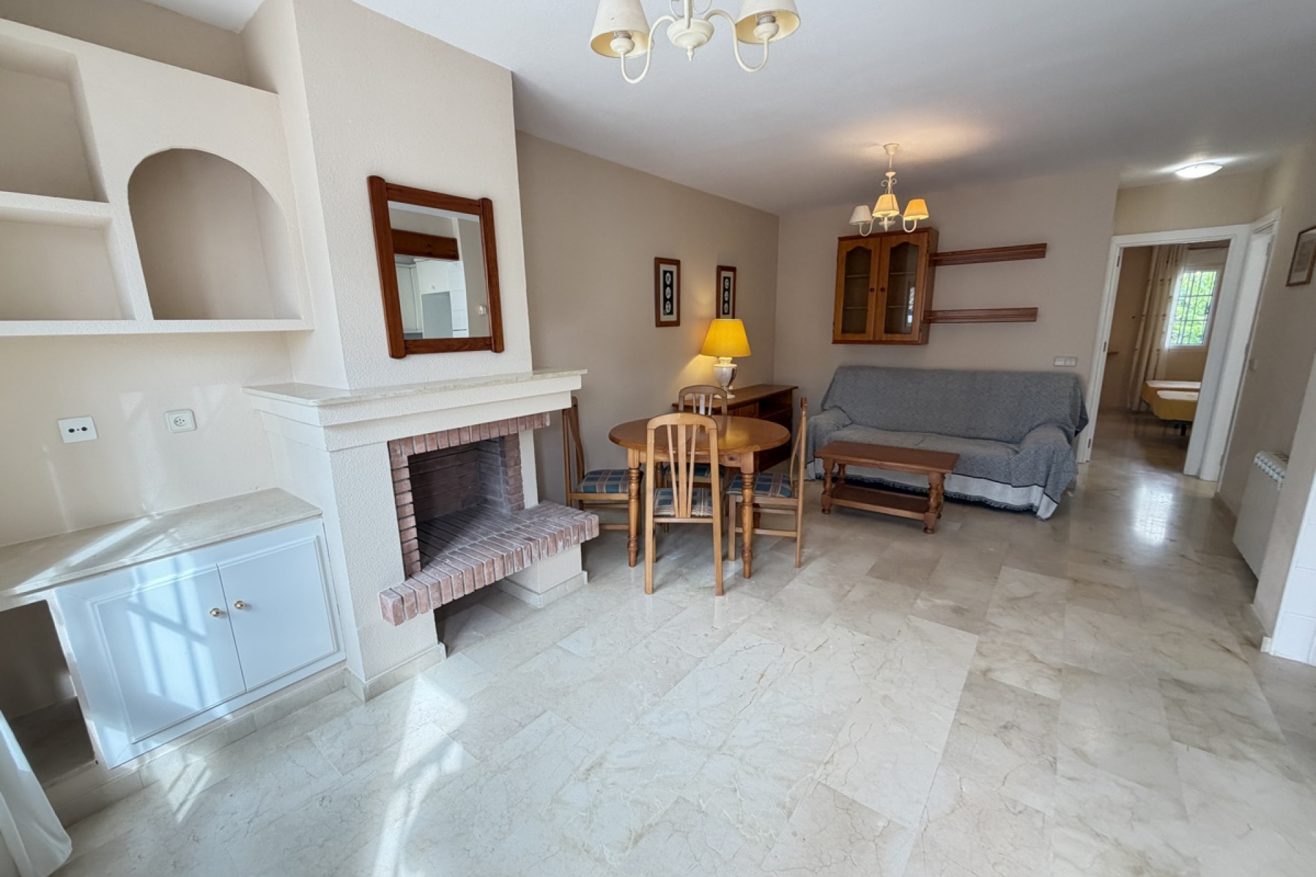 Resale - Apartment / Flat - Rioja