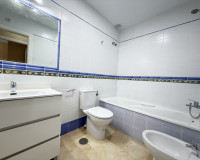 Resale - Apartment / Flat - Rioja