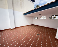 Resale - Apartment / Flat - Rioja