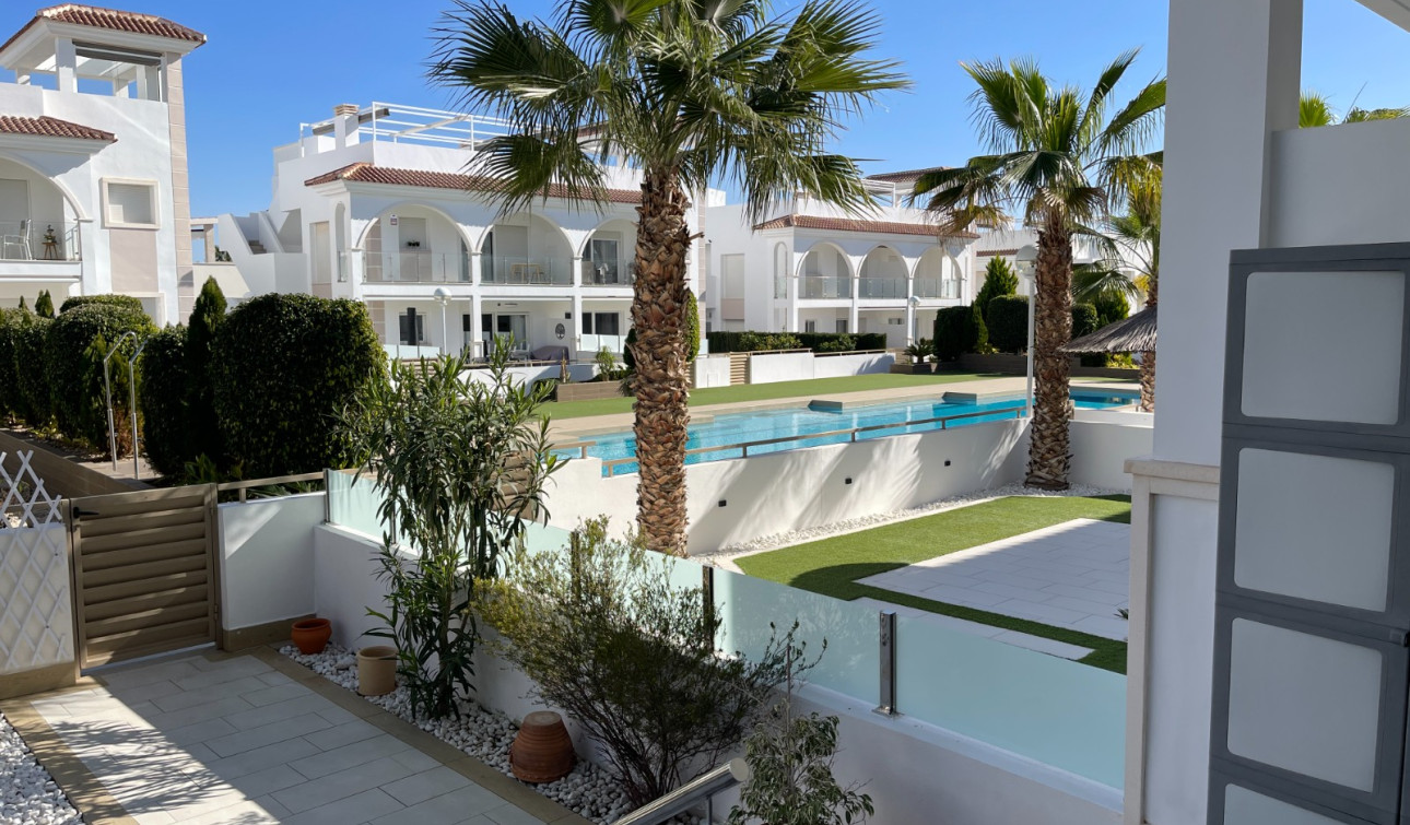 Resale - Apartment / Flat - Rojales - Ciudad Quesada