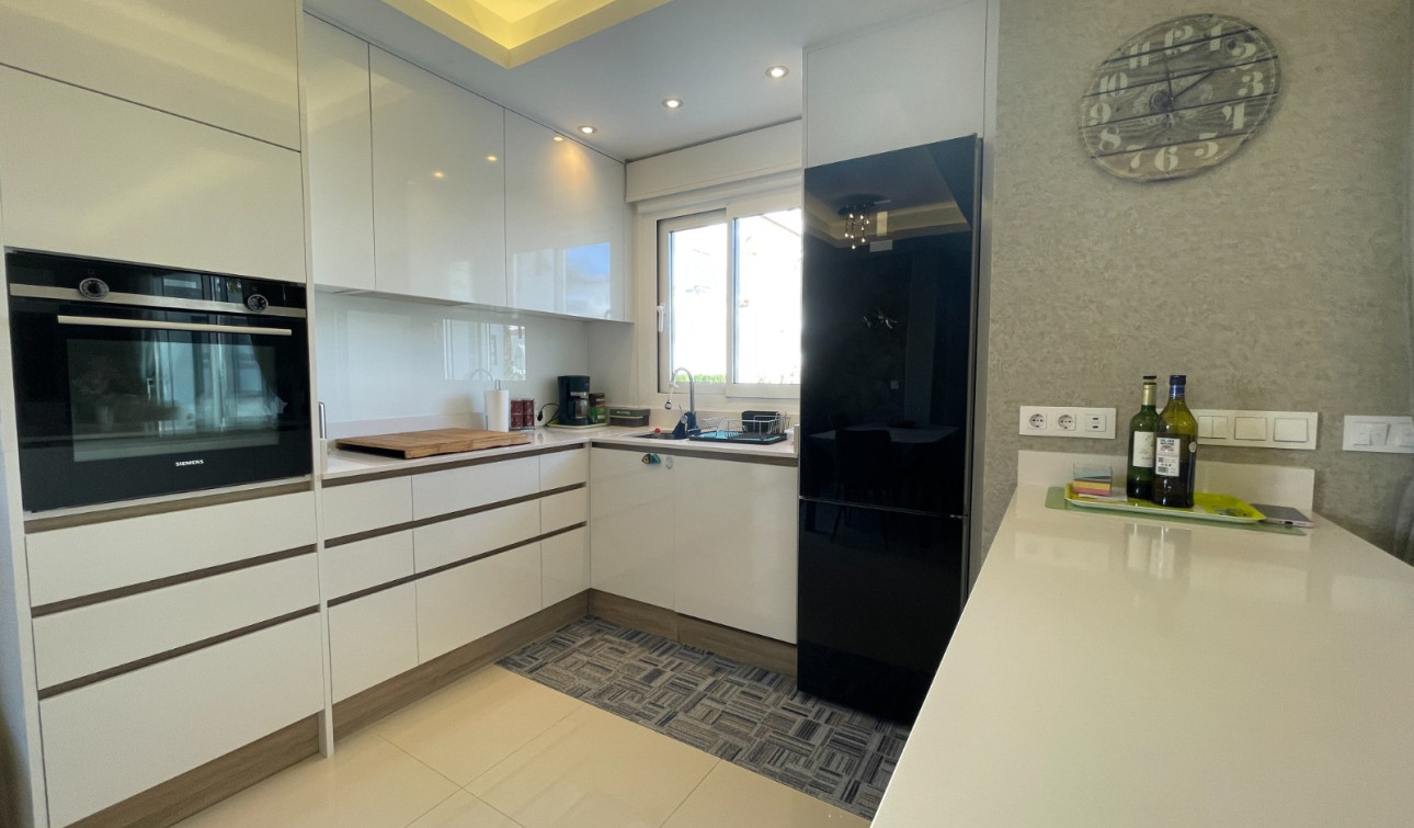 Resale - Apartment / Flat - Rojales - Ciudad Quesada