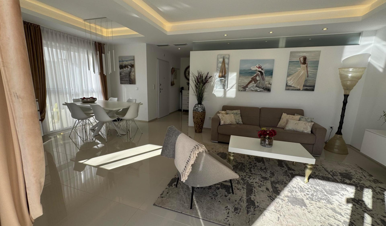 Resale - Apartment / Flat - Rojales - Cuidad Quesada