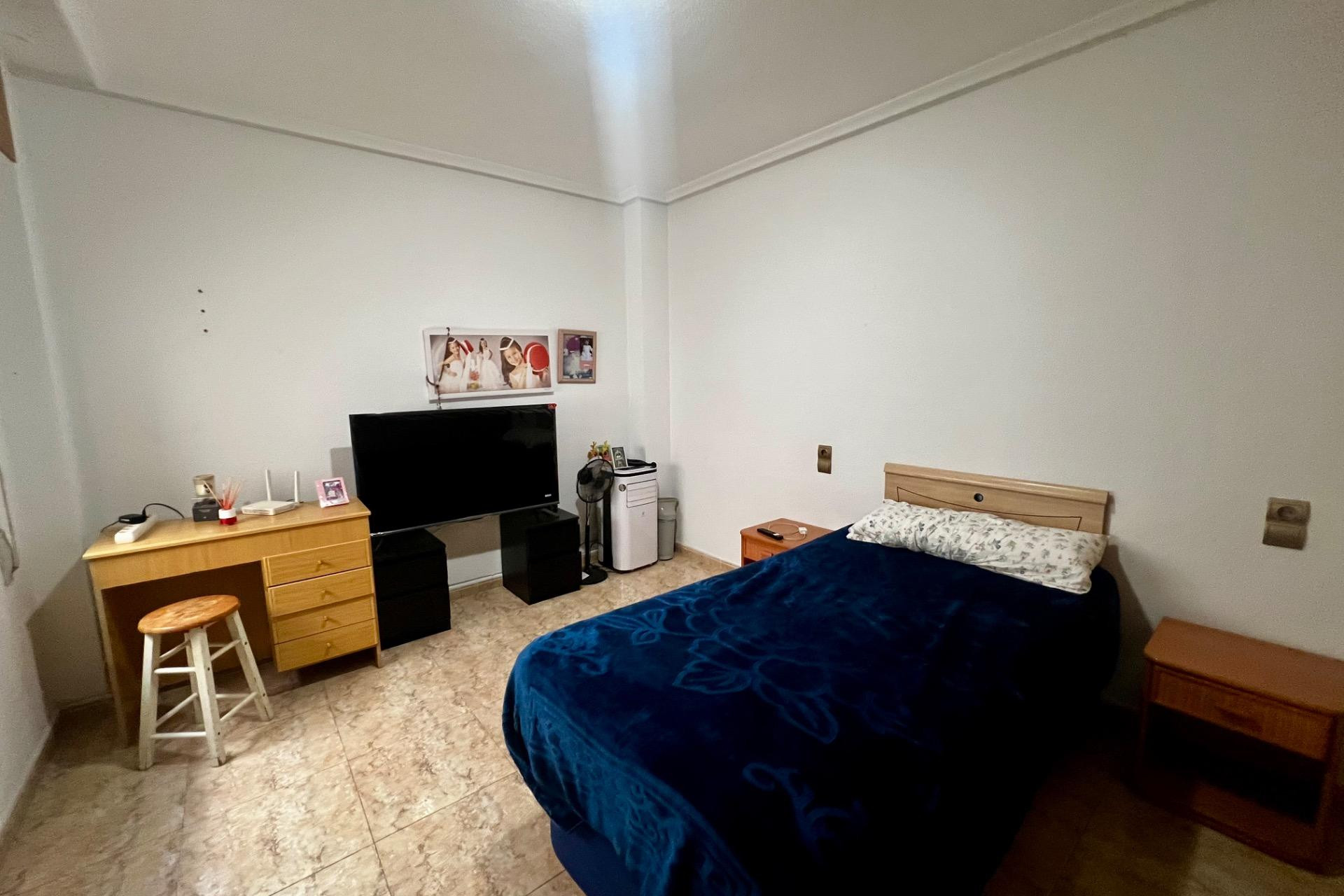 Resale - Apartment / Flat - Rojales