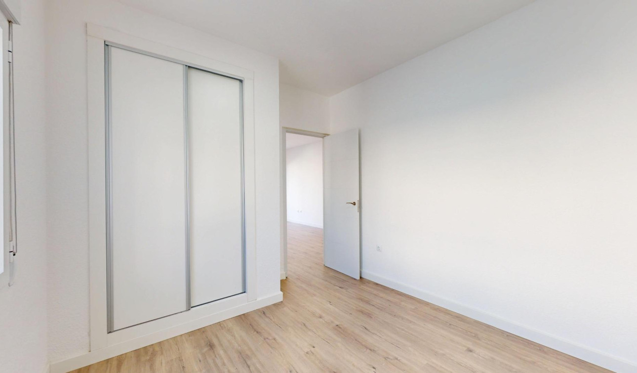 Resale - Apartment / Flat - San Miguel de Salinas - BLUE LAGOON