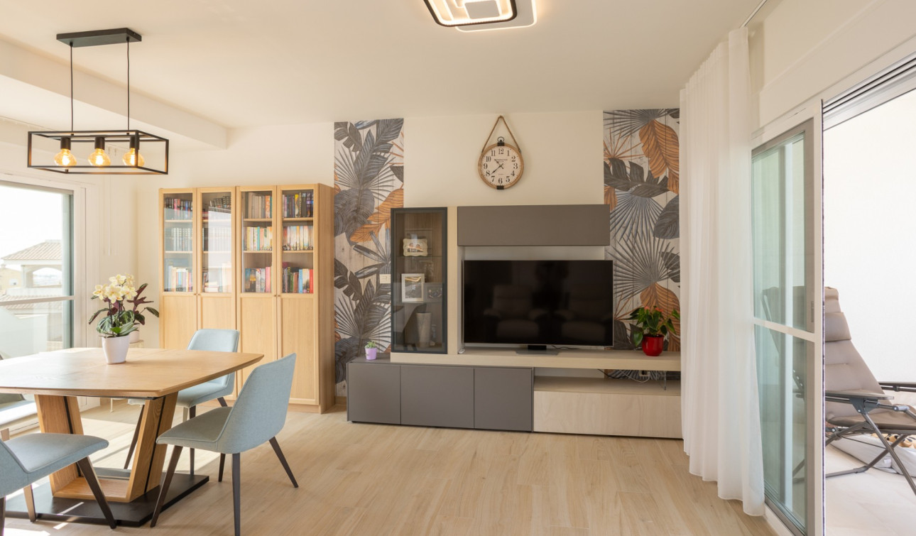 Resale - Apartment / Flat - San Miguel de Salinas - Blue Lagoon