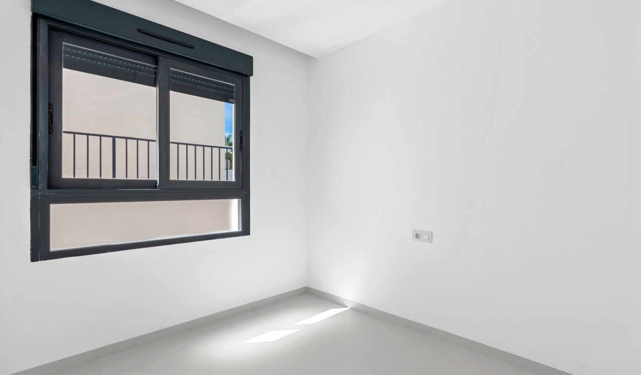 Resale - Apartment / Flat - San Miguel de Salinas - Costa Blanca South