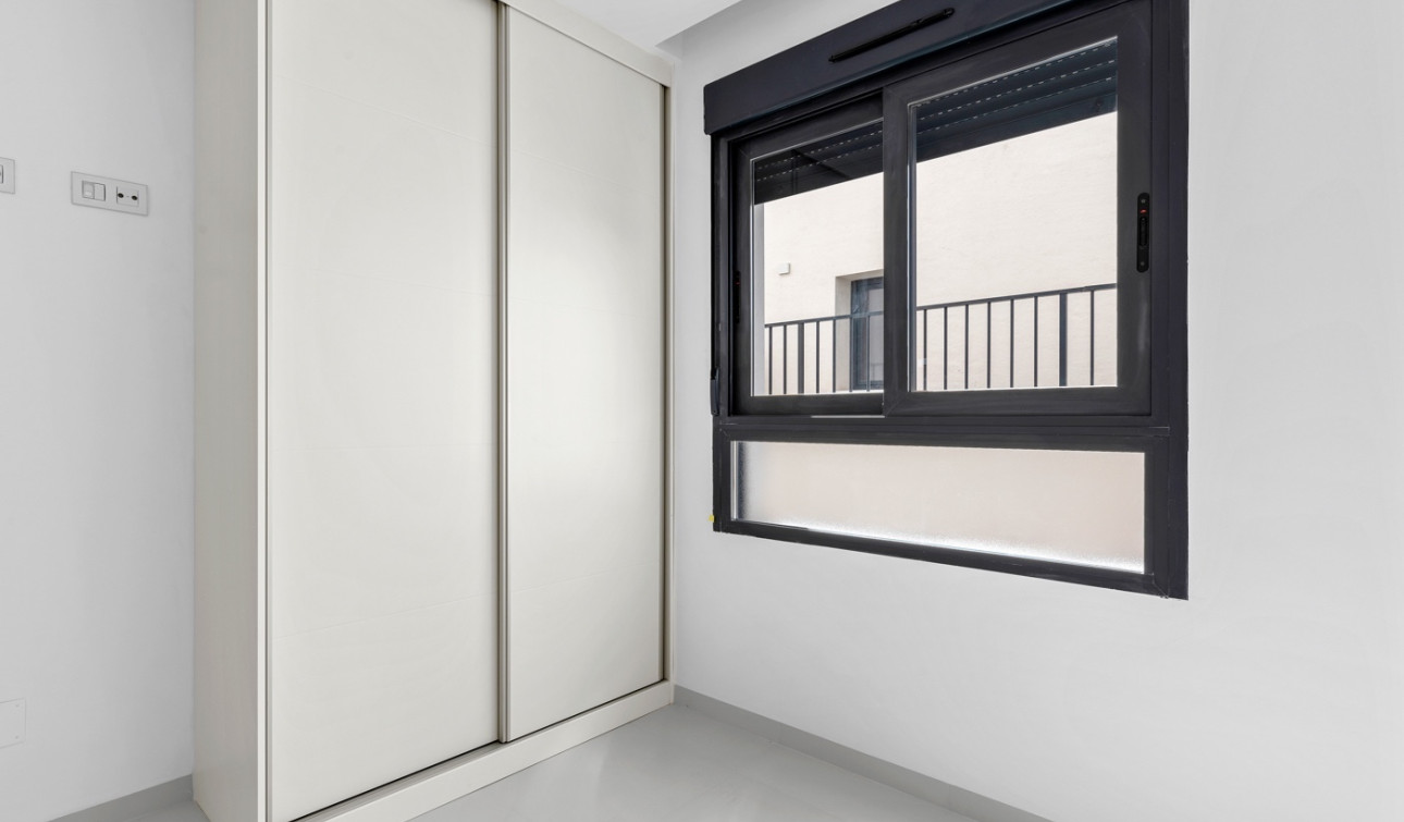 Resale - Apartment / Flat - San Miguel de Salinas - Costa Blanca South