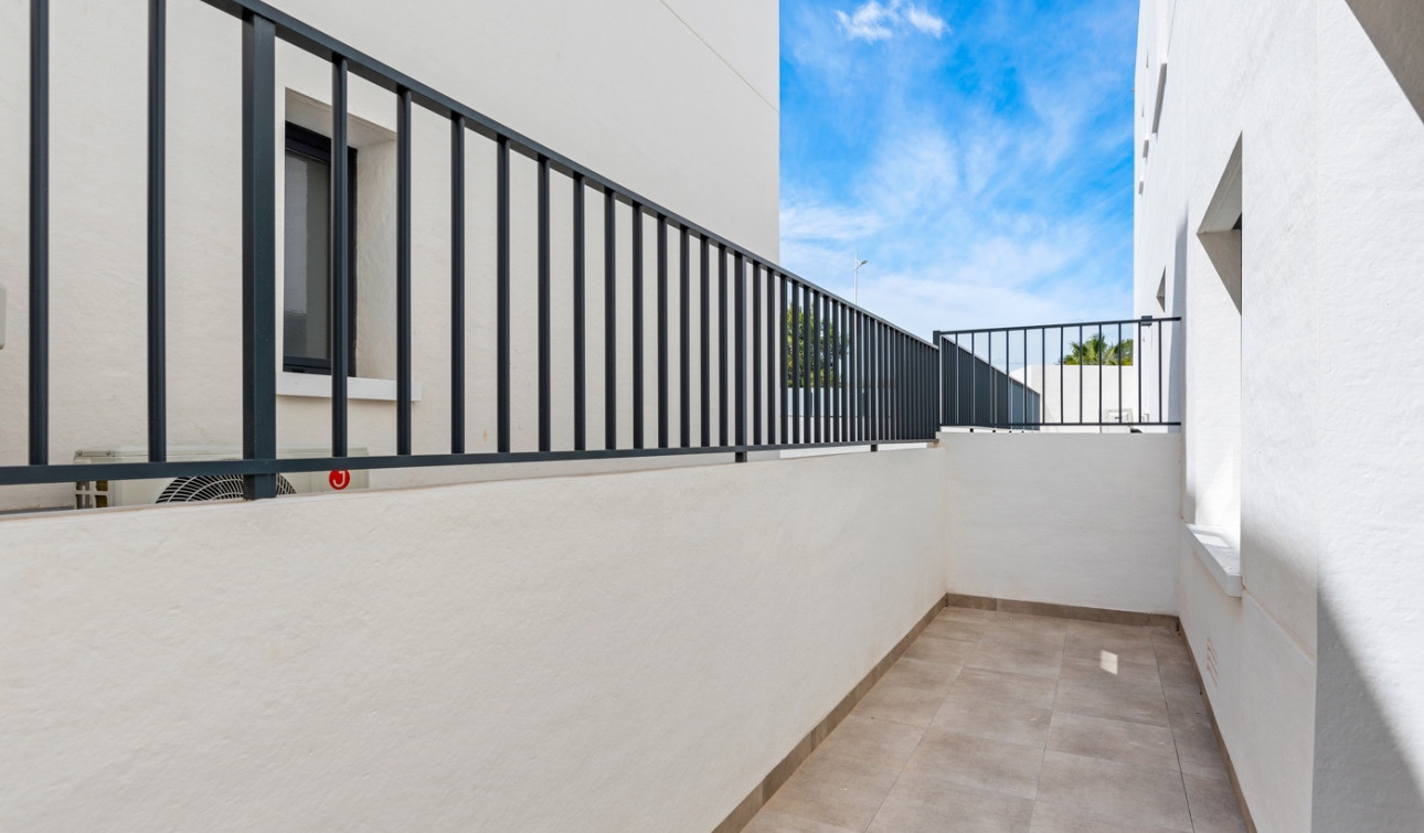 Resale - Apartment / Flat - San Miguel de Salinas - Costa Blanca South