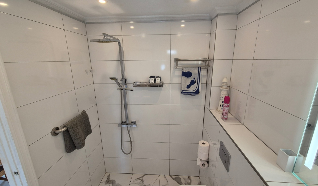 Resale - Apartment / Flat - San Miguel de Salinas - Costa Blanca