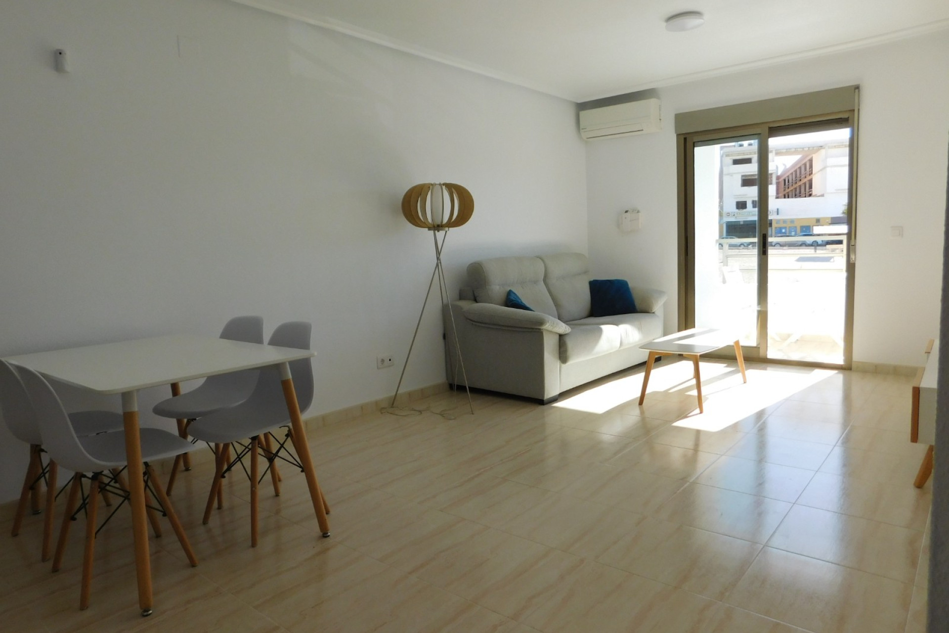Resale - Apartment / Flat - San Miguel de Salinas - San Miguel Salinas