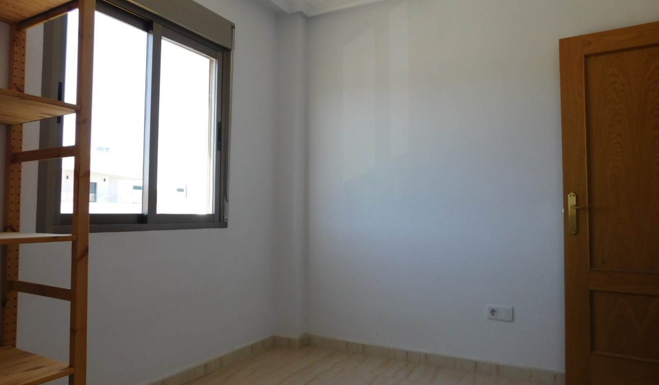 Resale - Apartment / Flat - San Miguel de Salinas - San Miguel Salinas