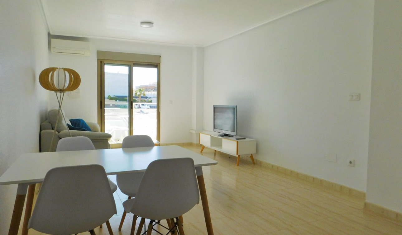 Resale - Apartment / Flat - San Miguel de Salinas - San Miguel Salinas