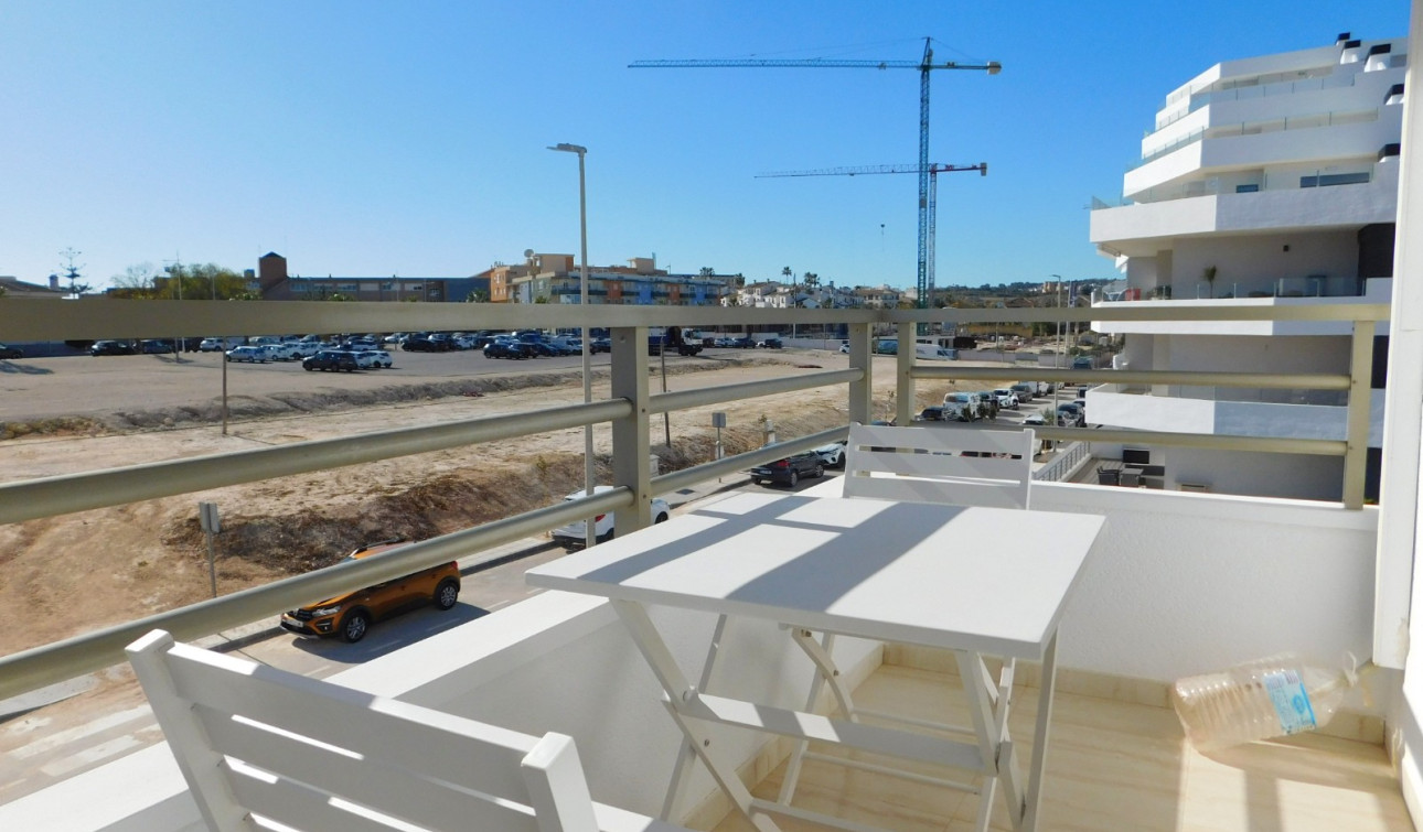 Resale - Apartment / Flat - San Miguel de Salinas - San Miguel Salinas