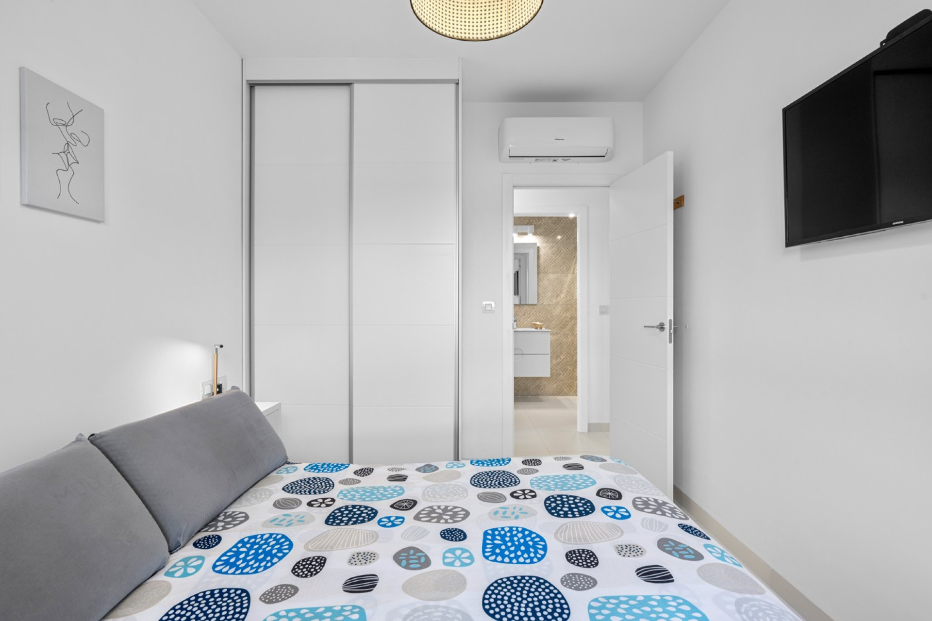 Resale - Apartment / Flat - San Miguel de Salinas - San Miguel