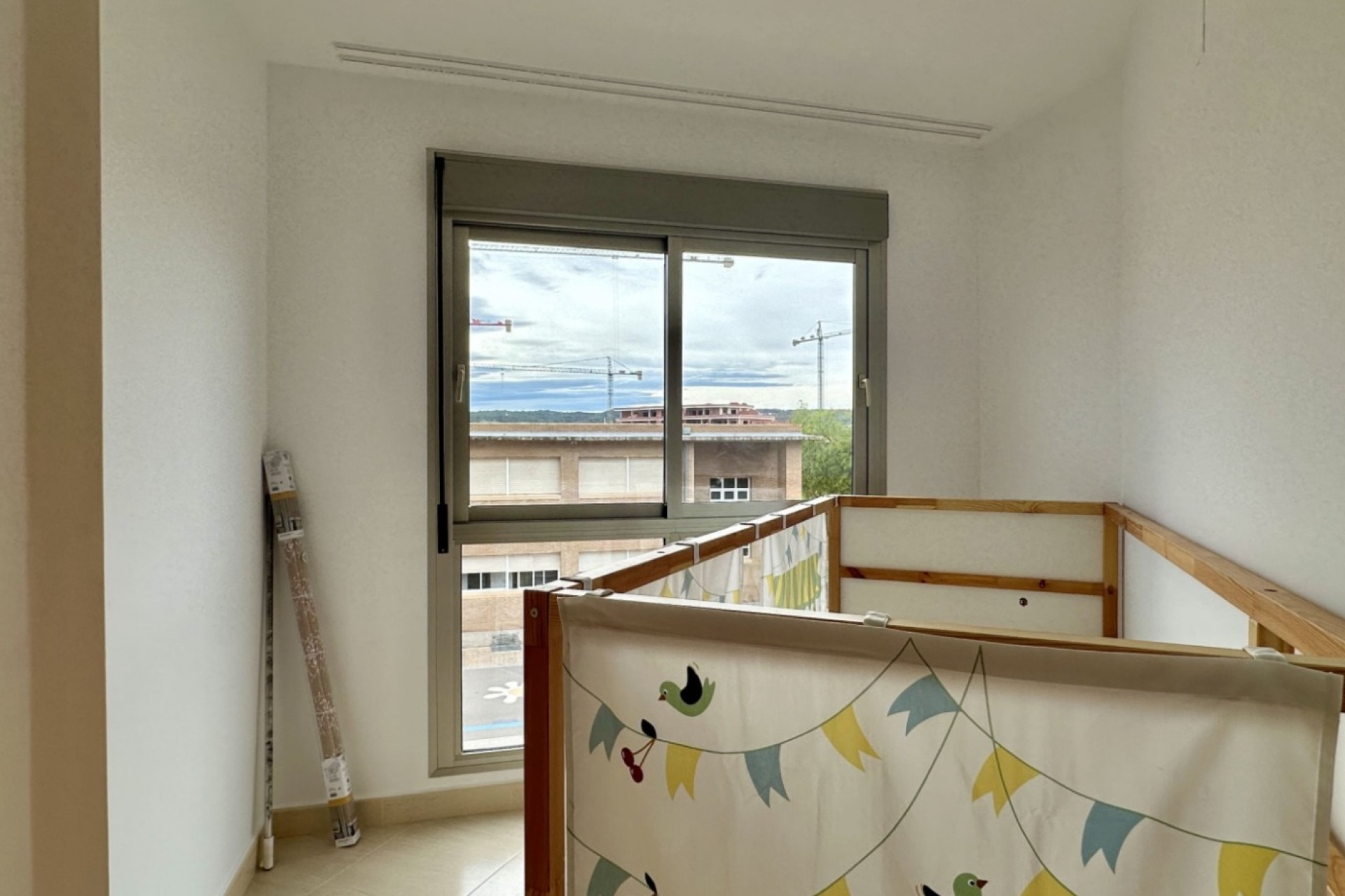Resale - Apartment / Flat - San Miguel de Salinas