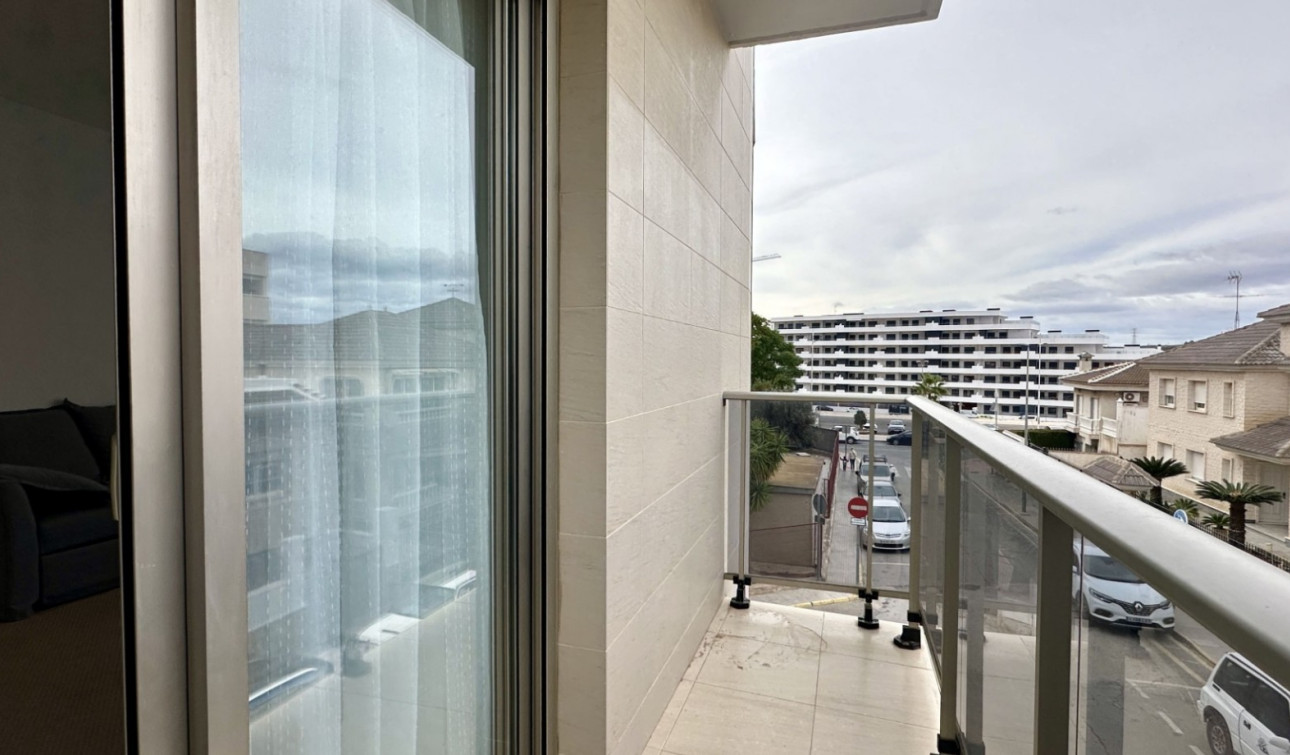 Resale - Apartment / Flat - San Miguel de Salinas