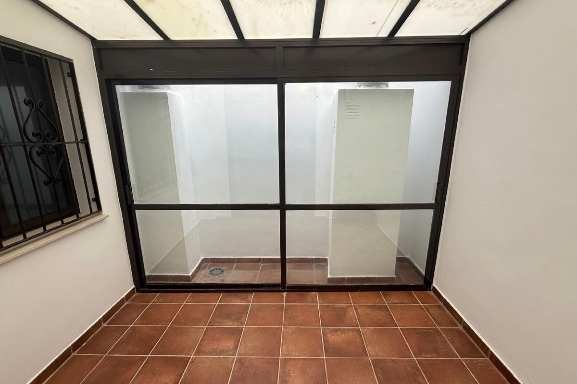 Resale - Apartment / Flat - San Miguel de Salinas