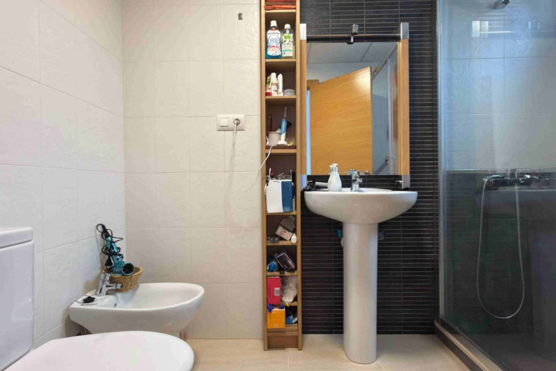 Resale - Apartment / Flat - San Miguel de Salinas