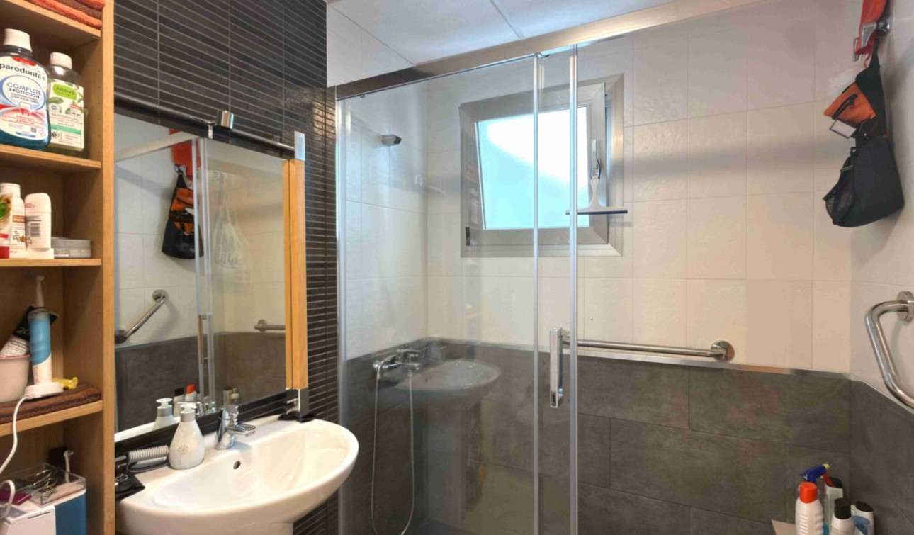 Resale - Apartment / Flat - San Miguel de Salinas