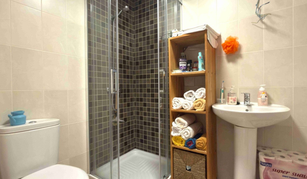 Resale - Apartment / Flat - San Miguel de Salinas