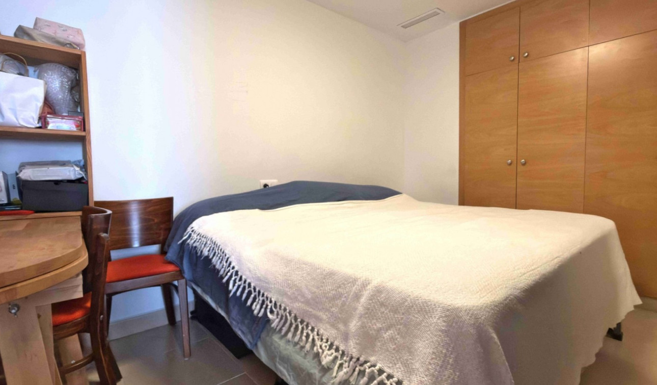 Resale - Apartment / Flat - San Miguel de Salinas