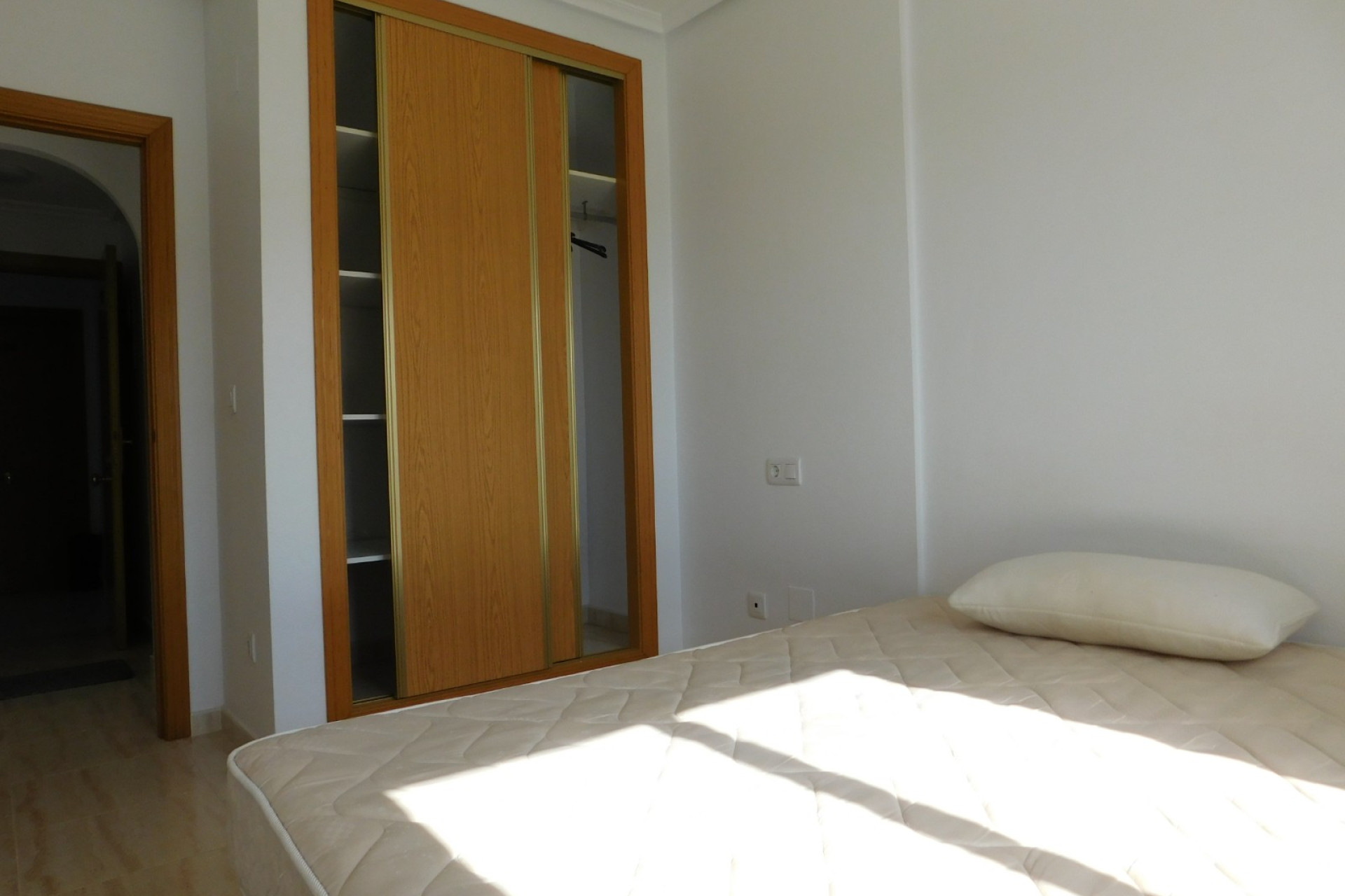 Resale - Apartment / Flat - San Miguel de Salinas