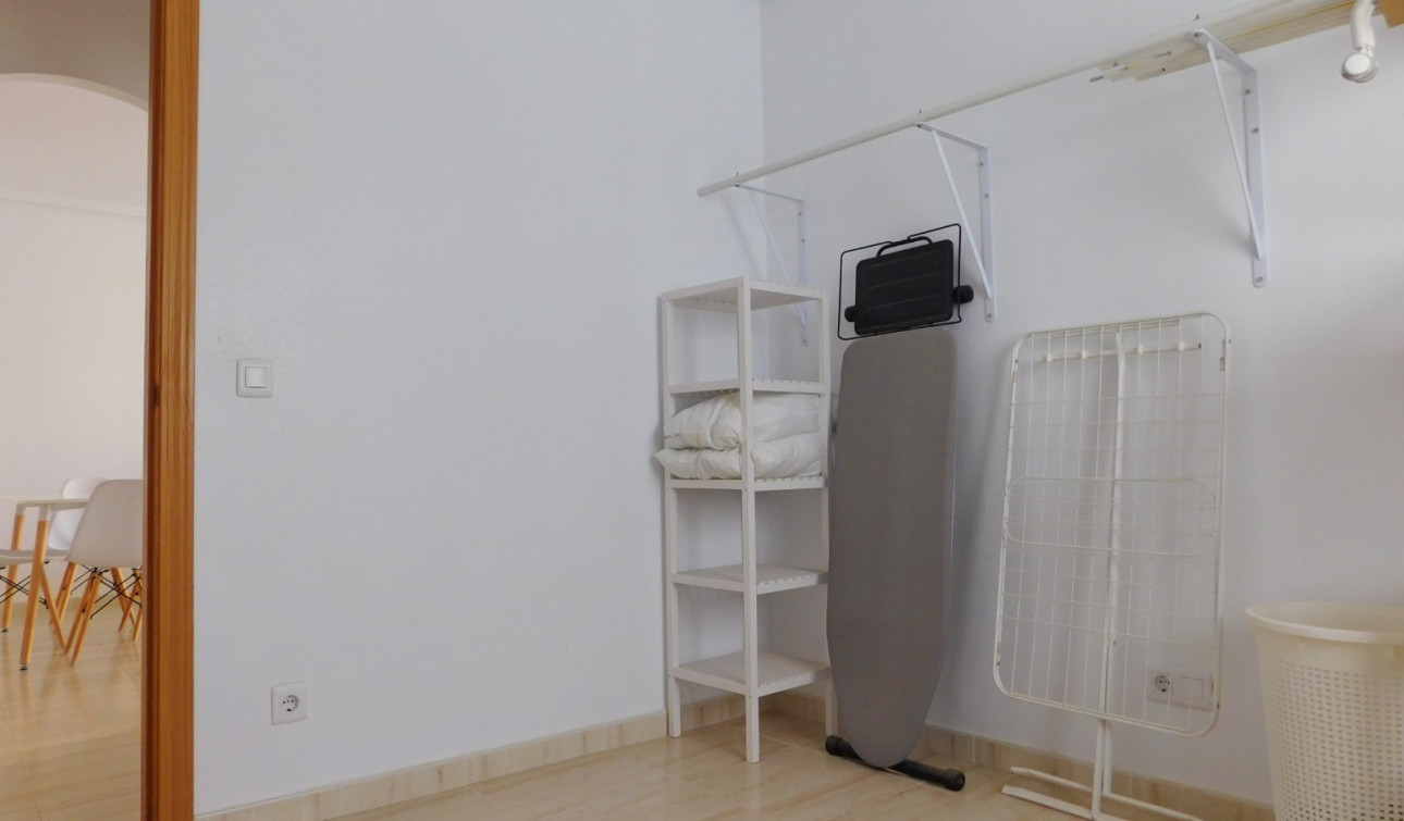Resale - Apartment / Flat - San Miguel de Salinas