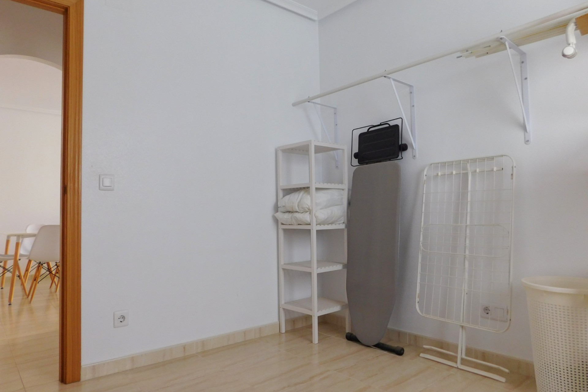 Resale - Apartment / Flat - San Miguel de Salinas